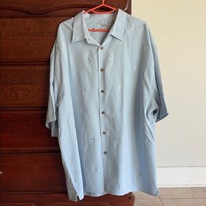 BAMBOO Cay Light Blue Button-Up Shirt